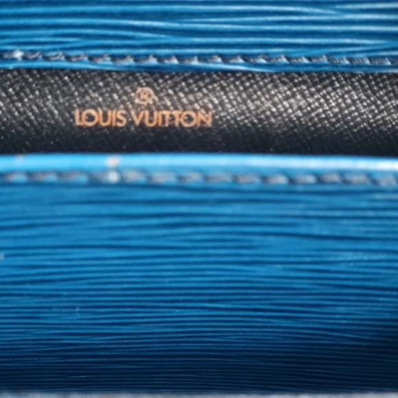 Louis Vuitton Epi Cartouchiere GMToledo Blue Shoulder Crossbody Bag..Authentic.. - Picture 8 of 16